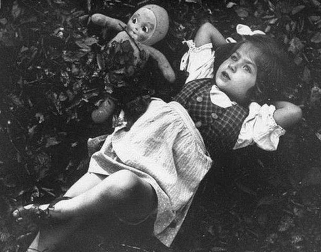 Франц Кафка, девочка и кукла путешественница 