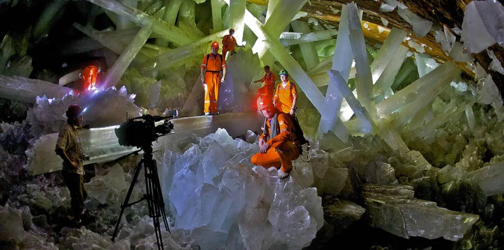 Хрустальные пещеры шахты Найка